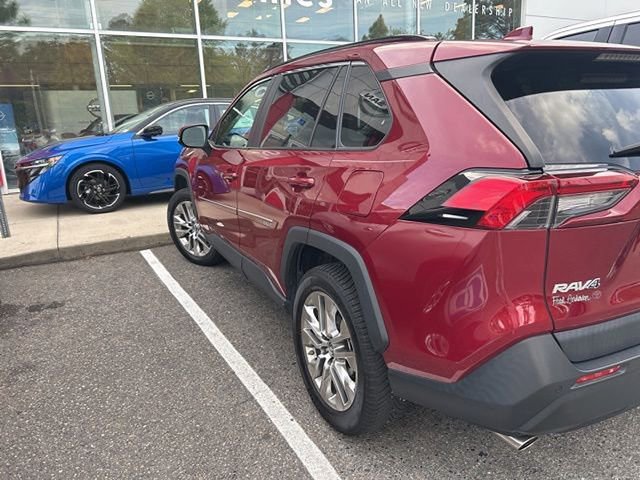 Used 2019 Toyota RAV4 XLE Premium w/ Advanced Technology Package AWD/4WD image 5