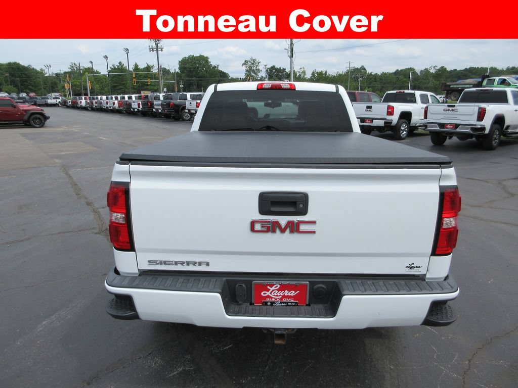 Certified 2017 GMC Sierra 1500 4x4 Double Cab w/ Elevation Edition image 9