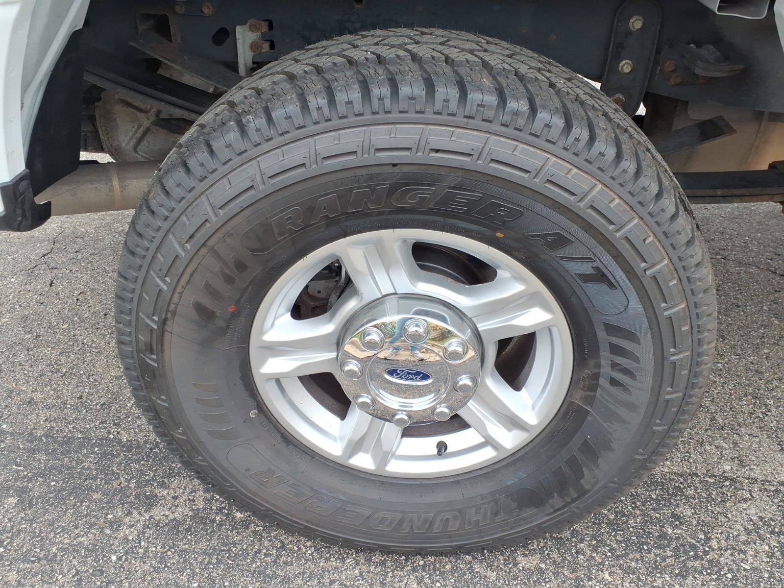 Used 2020 Ford F250 XL AWD/4WD image 7