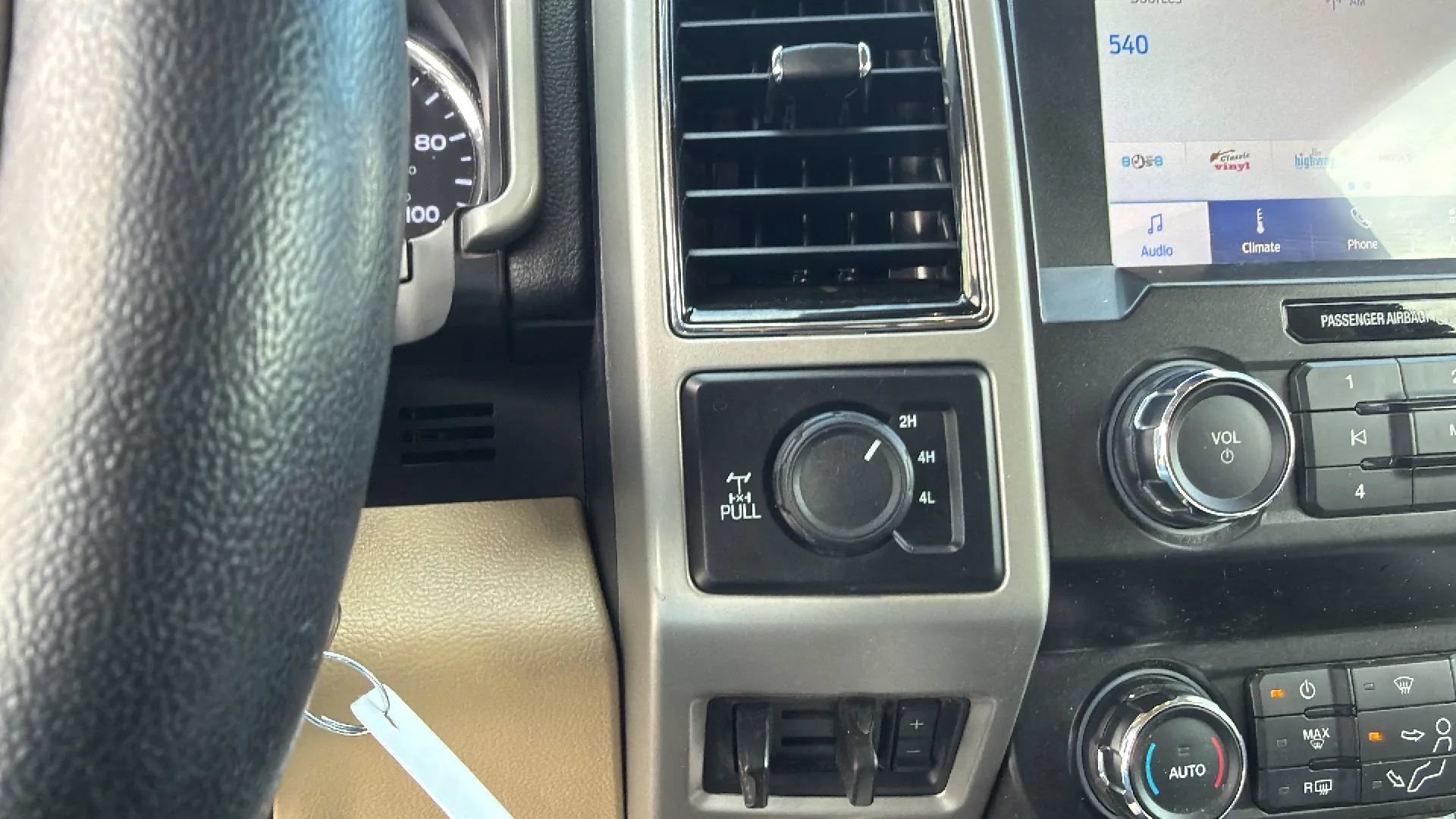 Used 2020 Ford F350 Lariat w/ Lariat Value Package AWD/4WD image 96