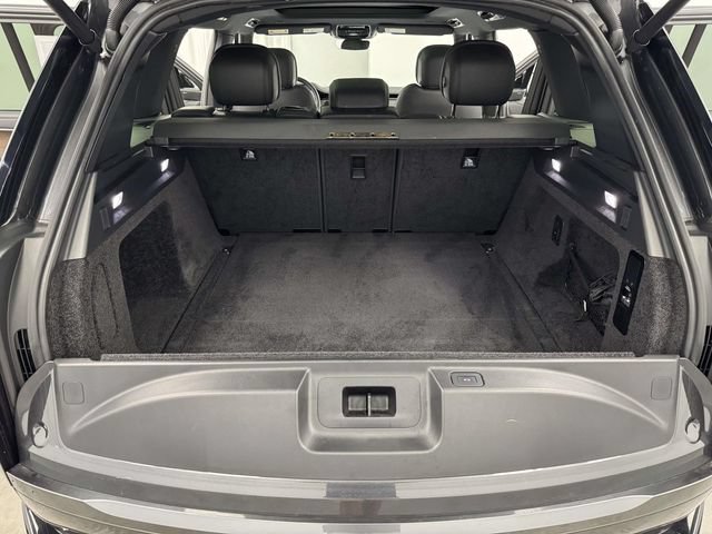 Used 2024 Land Rover Range Rover SE AWD/4WD image 20