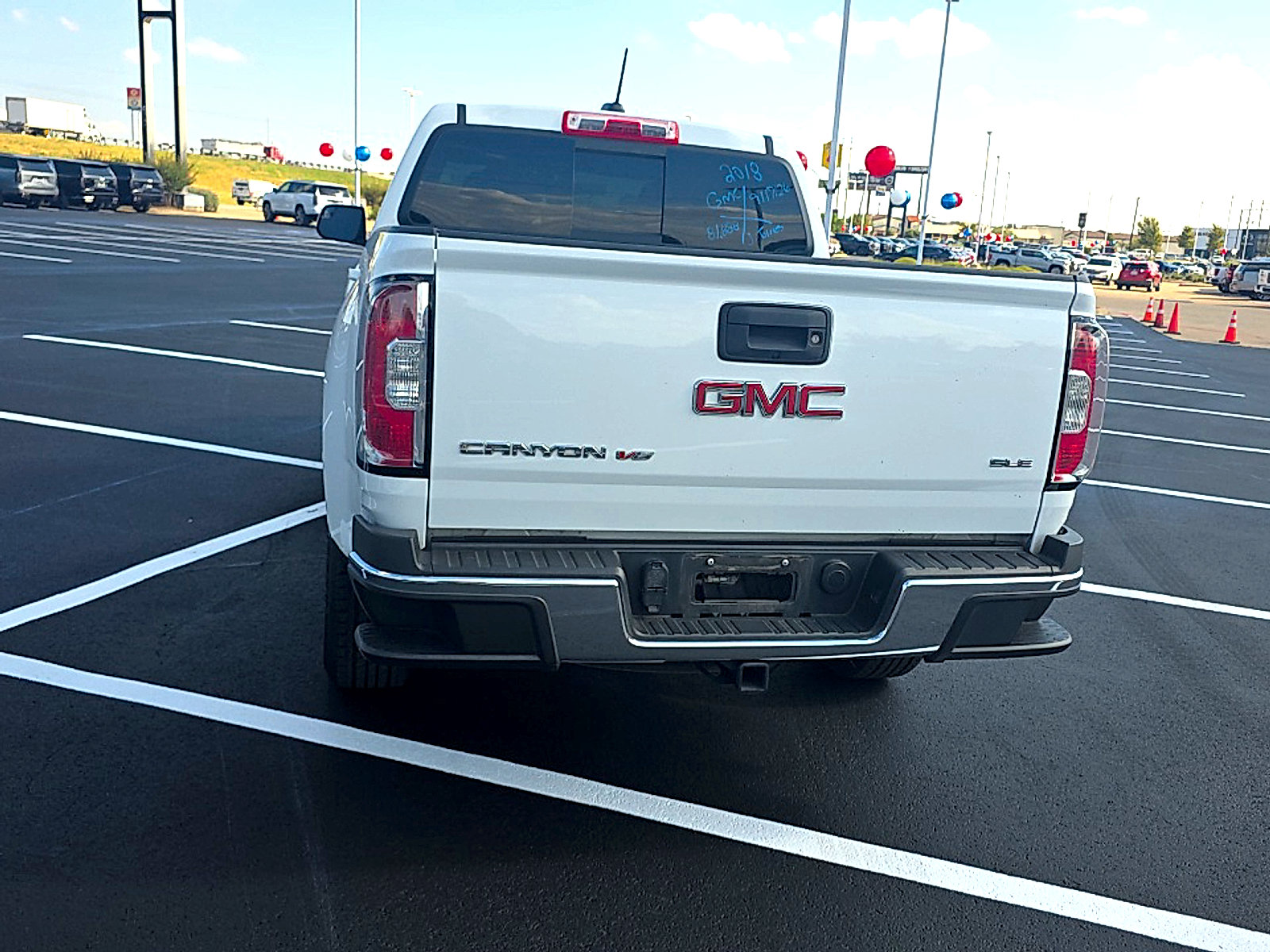 Used 2018 GMC Canyon SLE w/ SLE Convenience Package RWD image 11