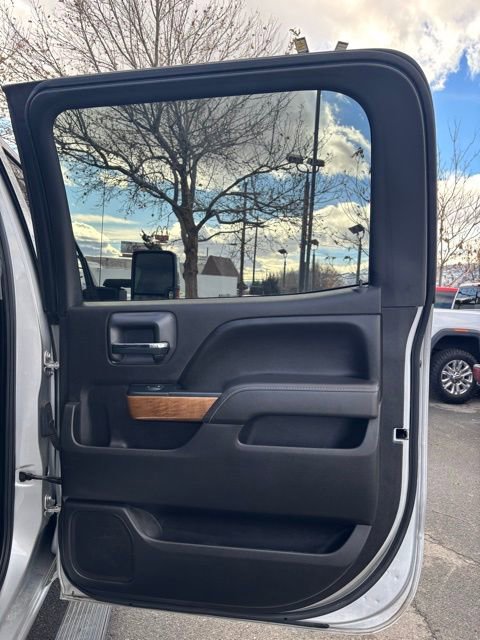 Used 2017 Chevrolet Silverado 2500 LTZ w/ Duramax Plus Package image 28