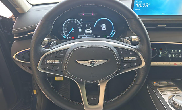 Used 2025 Genesis Electrified GV70 w/ Prestige Package AWD/4WD image 8