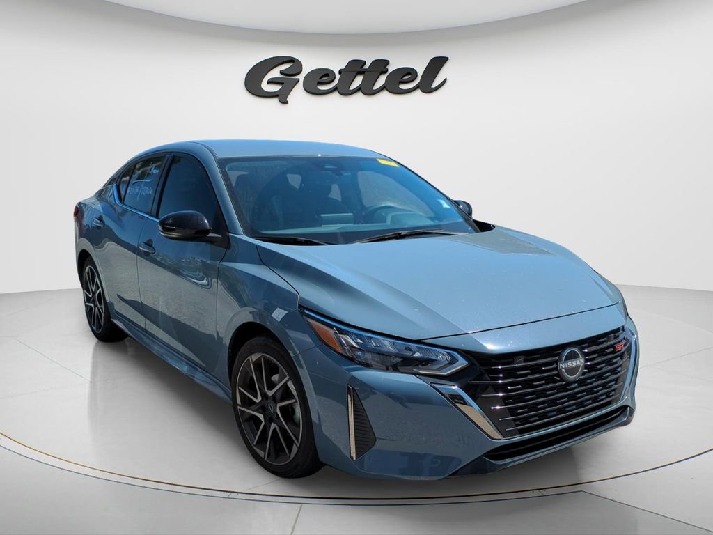 Certified 2025 Nissan Sentra SR FWD image 13