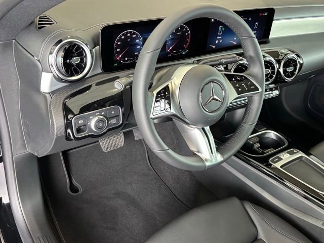 Certified 2026 Mercedes-Benz CLA 250 image 11
