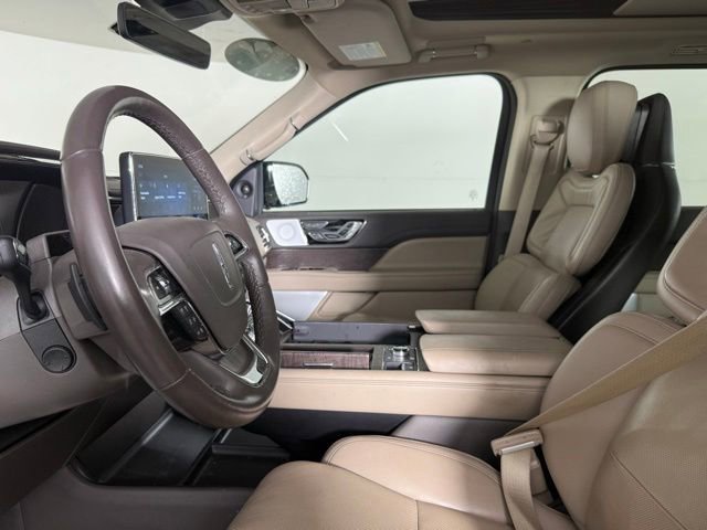 Used 2023 Lincoln Navigator L Reserve w/ Equipment Group 201A AWD/4WD image 35