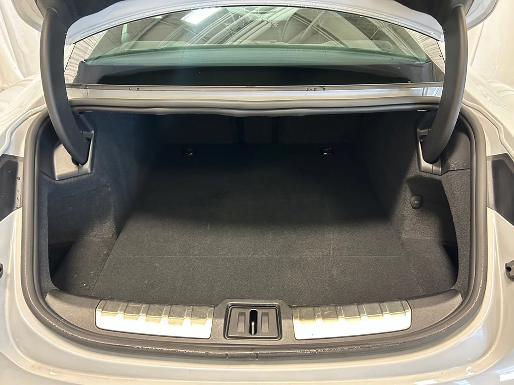 Certified 2025 Porsche Taycan AWD/4WD image 29