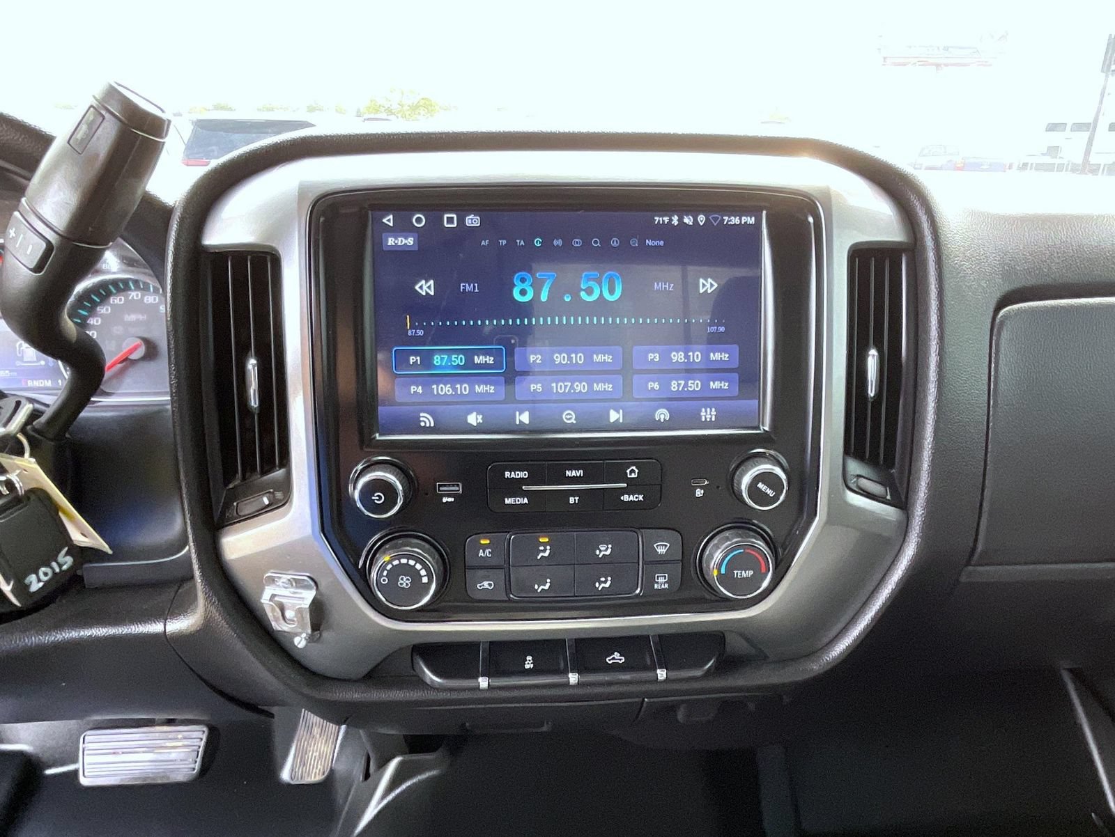 Used 2015 Chevrolet Silverado 3500 LT AWD/4WD image 13