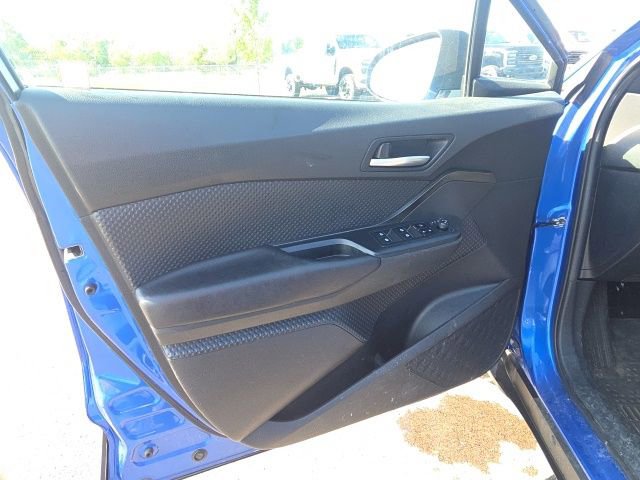 Used 2018 Toyota C-HR XLE FWD image 20
