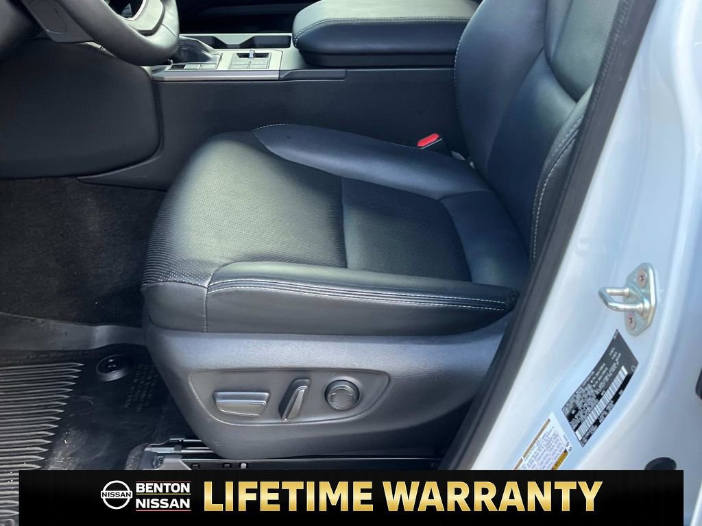 Used 2024 Toyota Land Cruiser image 63