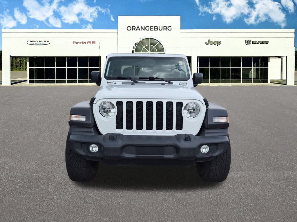 Used 2021 Jeep Gladiator Sport w/ Trailer Tow Package AWD/4WD image 3