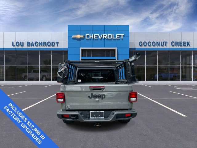 Used 2022 Jeep Gladiator Sport AWD/4WD image 7