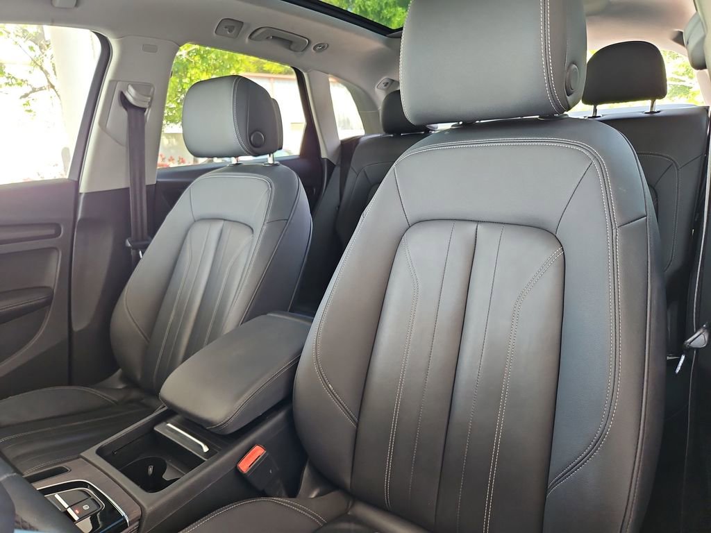Used 2021 Audi Q5 2.0T Premium Plus w/ Premium Plus Package image 23
