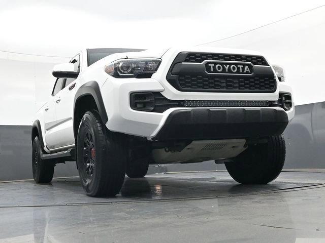 Used 2017 Toyota Tacoma TRD Pro AWD/4WD image 35