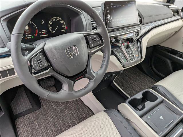 New 2026 Honda Odyssey Elite image 3