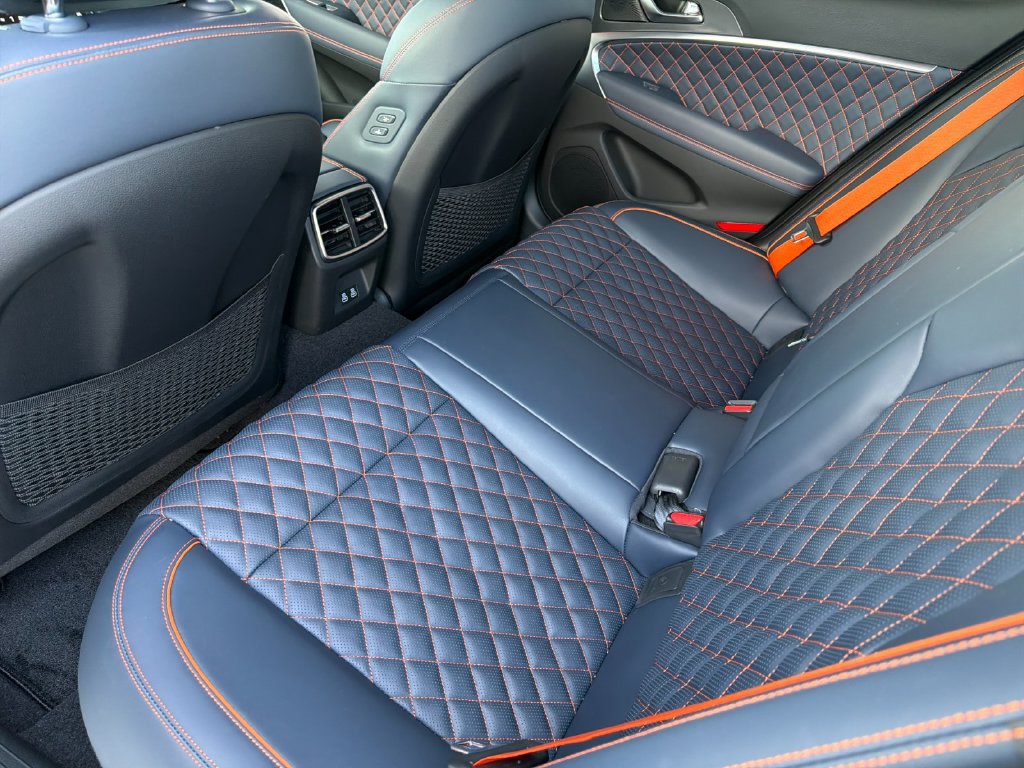 New 2026 Genesis G70 3.3T Prestige RWD image 12