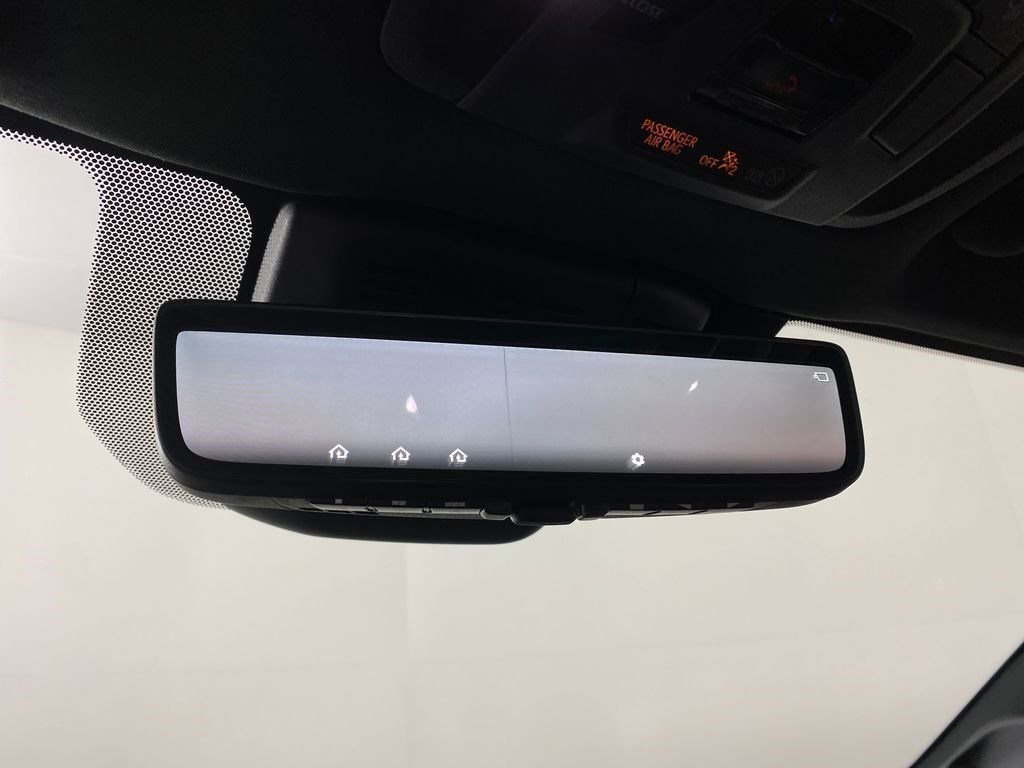 Used 2025 Toyota Crown Signia Limited w/ Advanced Technology Package image 26