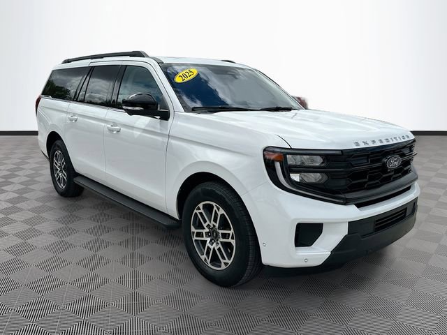 Used 2025 Ford Expedition Max Active image 3