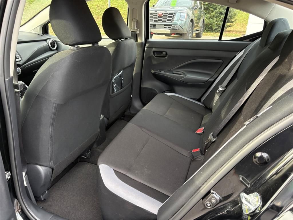 Used 2025 Nissan Versa S image 18