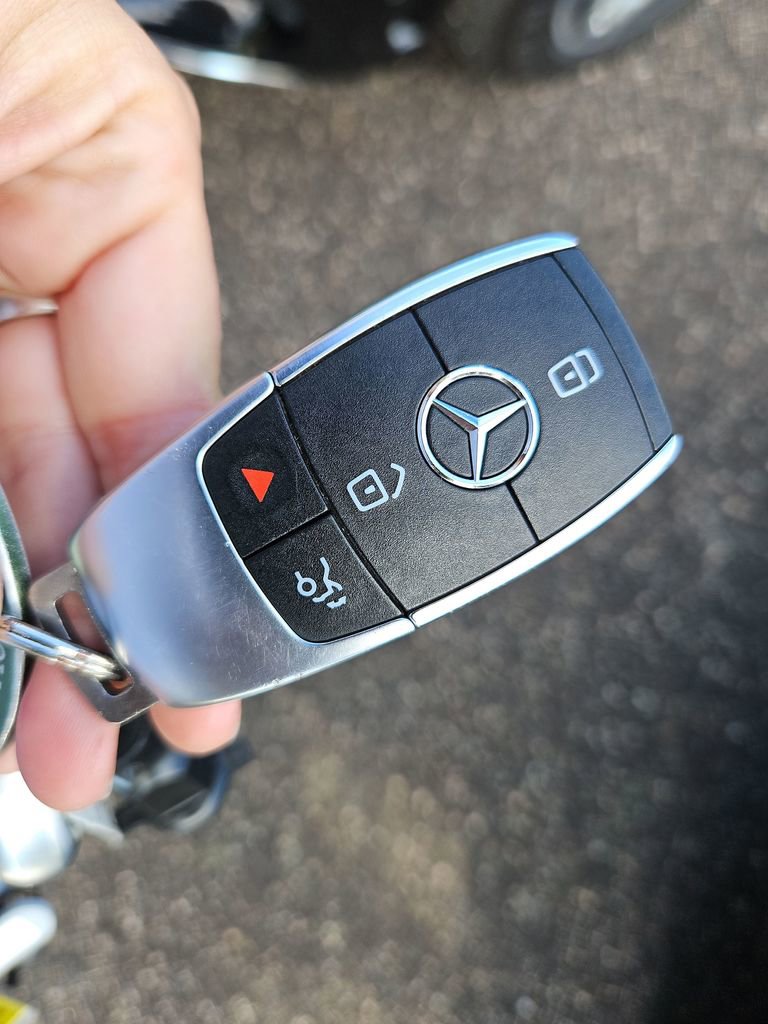 Used 2021 Mercedes-Benz GLE 580 4MATIC image 41