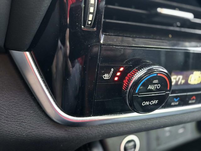 Used 2023 Nissan Rogue SL w/ SL Premium Package image 24