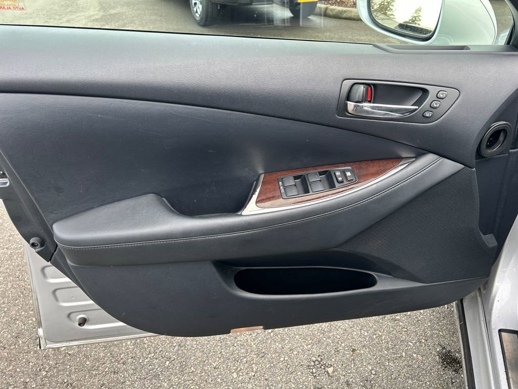 Used 2010 Lexus ES 350 image 15