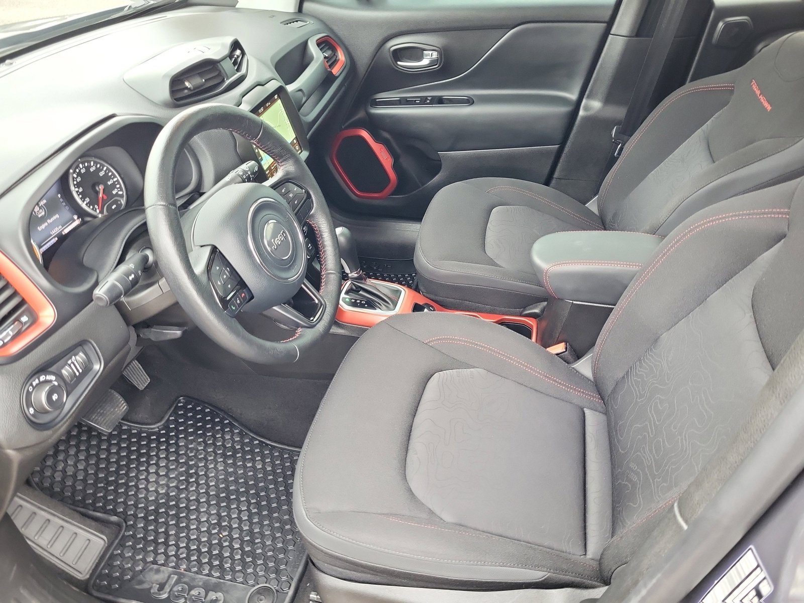 Used 2022 Jeep Renegade Trailhawk w/ Sun/Sound Group image 26