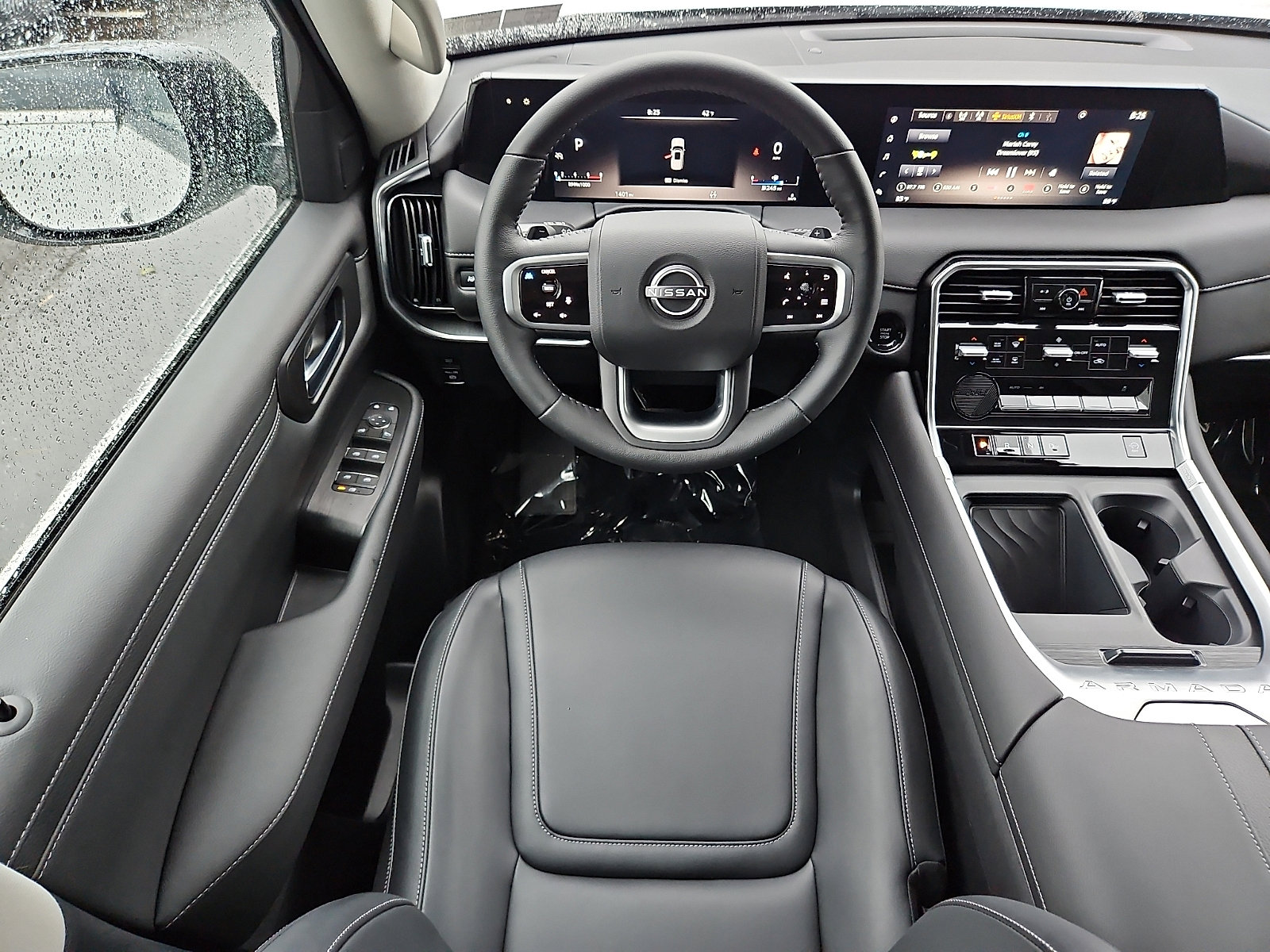 Certified 2025 Nissan Armada SV image 10