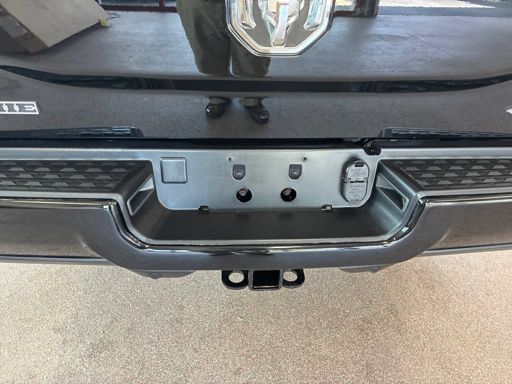 Used 2023 RAM 3500 Laramie AWD/4WD image 26