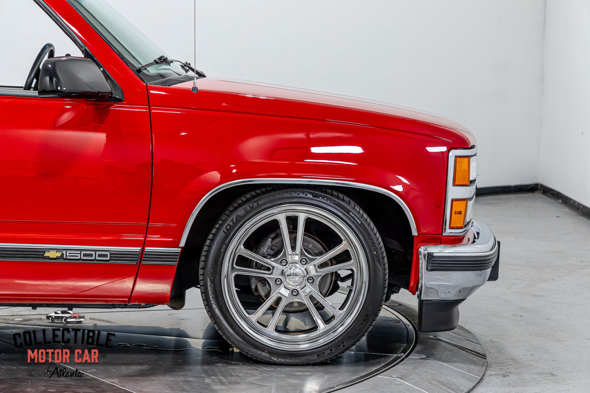 Used 1992 Chevrolet Silverado 1500 2WD Regular Cab image 38