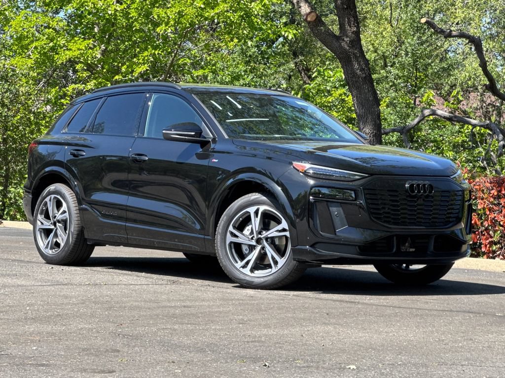 New 2027 Audi Q6 e-tron Premium Plus AWD/4WD image 2