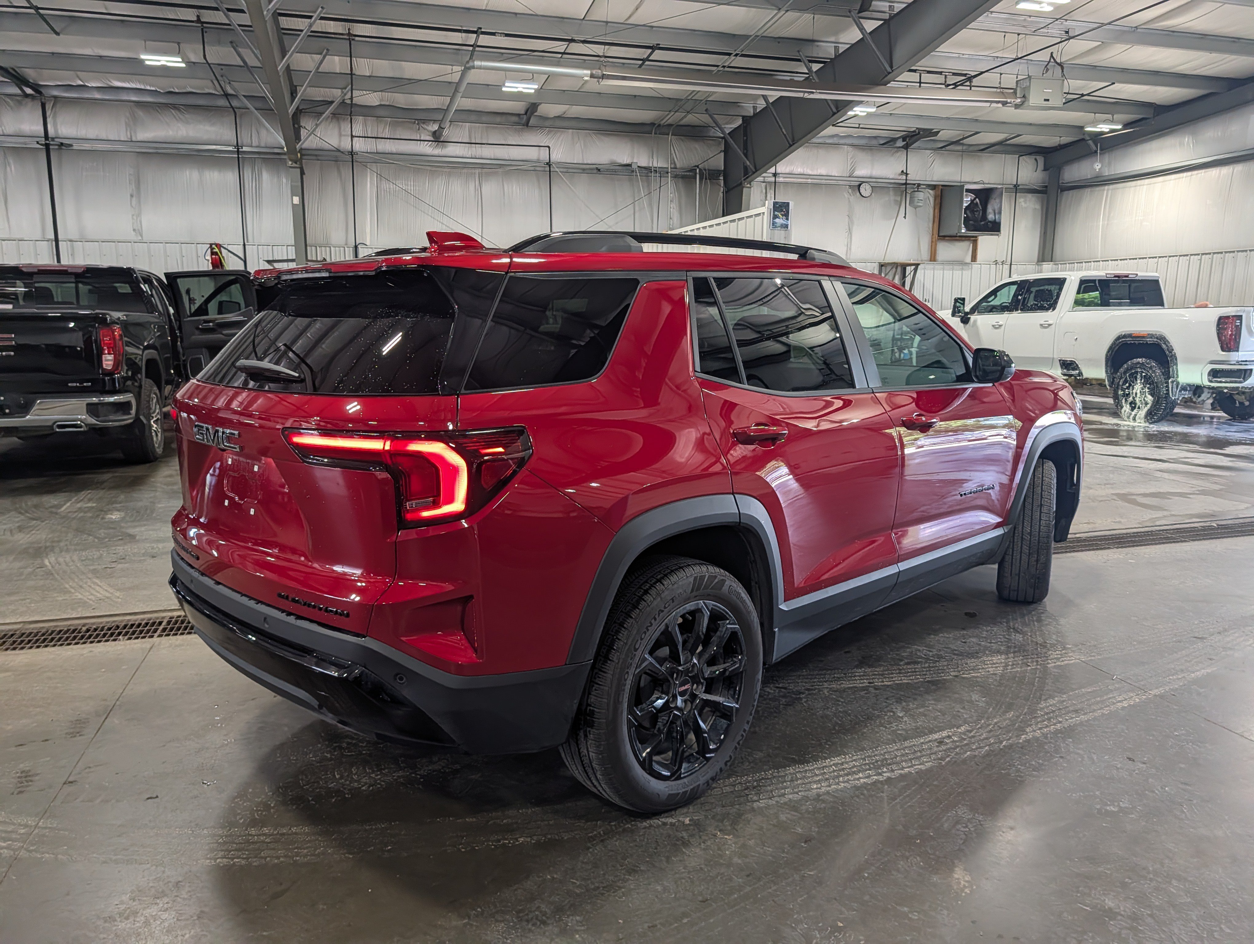 Used 2026 GMC Terrain Elevation w/ Elevation Premium Package AWD/4WD image 3