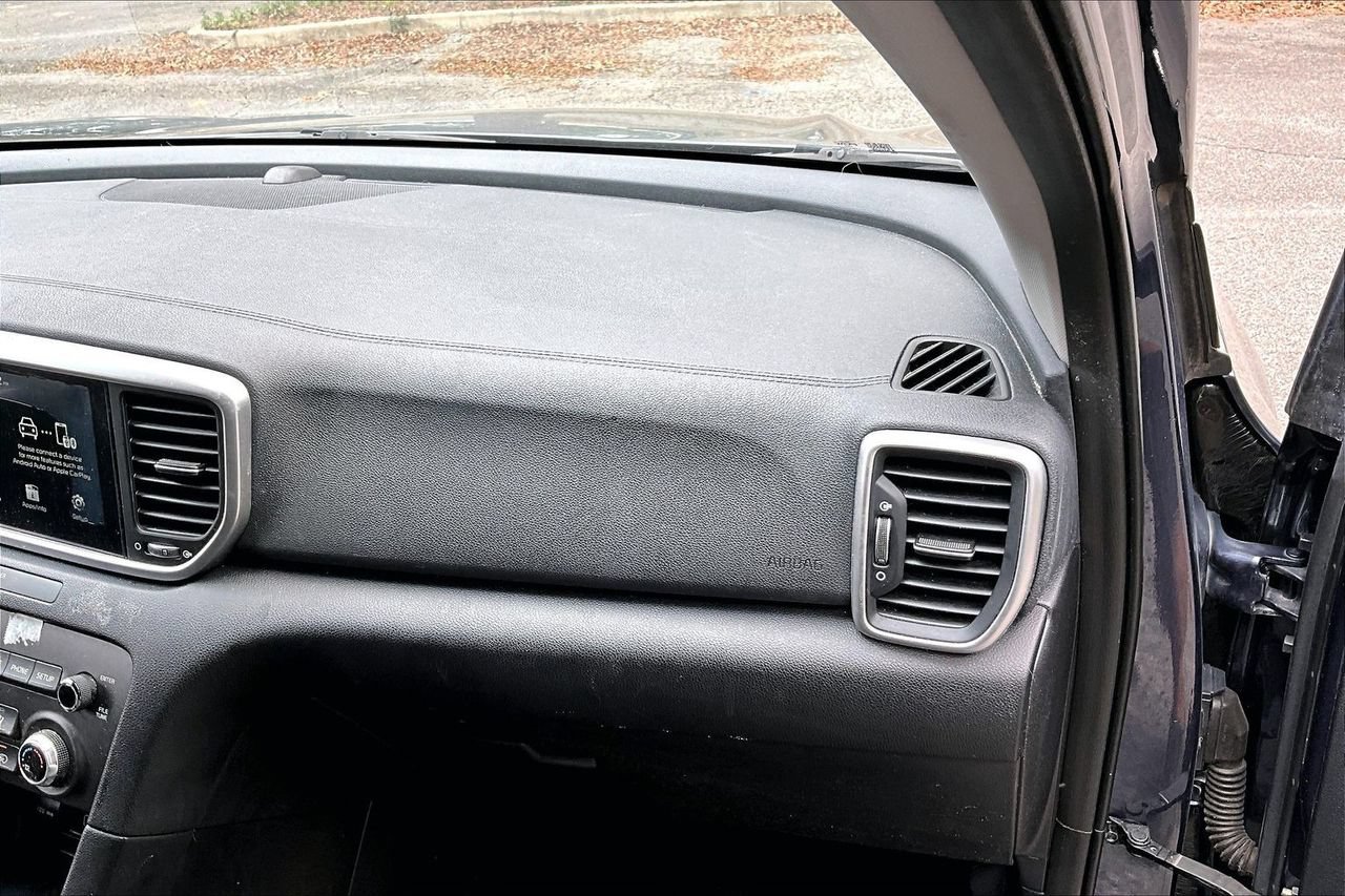 Used 2020 Kia Sportage LX FWD image 22