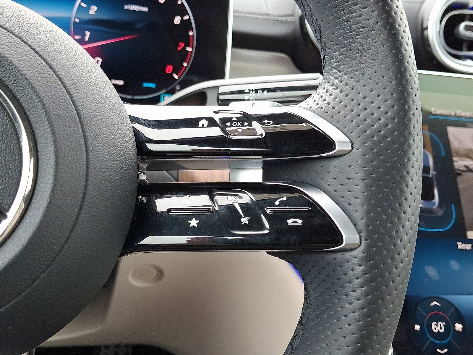 Certified 2024 Mercedes-Benz CLE 300 4MATIC Cabriolet w/ Night Package image 22