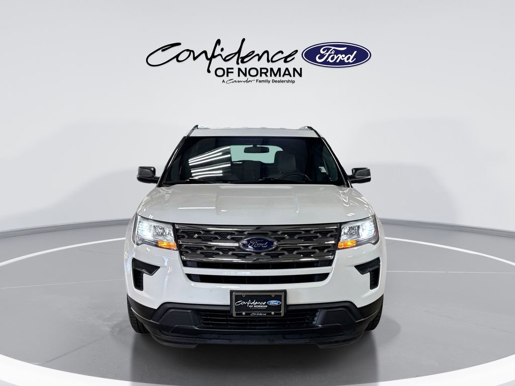 Used 2018 Ford Explorer FWD image 2