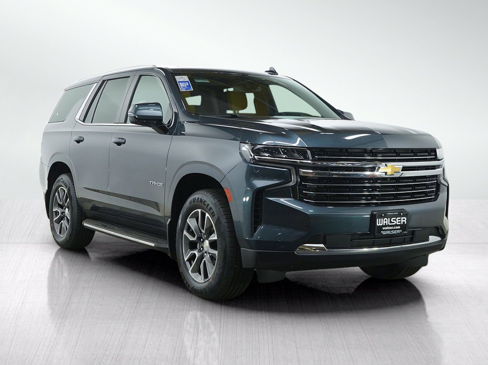 Used 2021 Chevrolet Tahoe LT w/ LT Signature Package AWD/4WD image 7