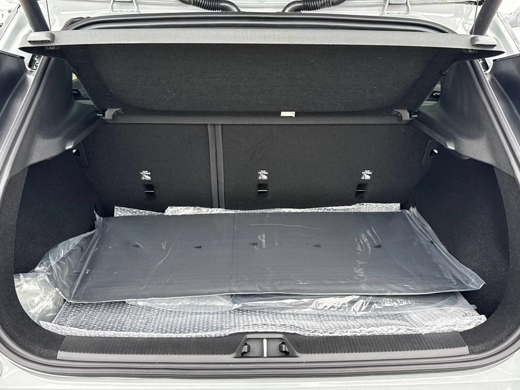 New 2026 Volvo EX30 Plus w/ Climate Package AWD/4WD image 5