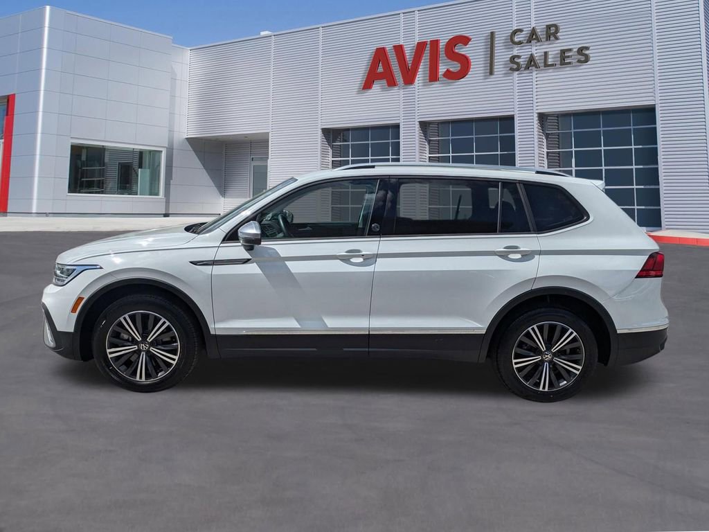 Used 2024 Volkswagen Tiguan Wolfsburg Edition image 10