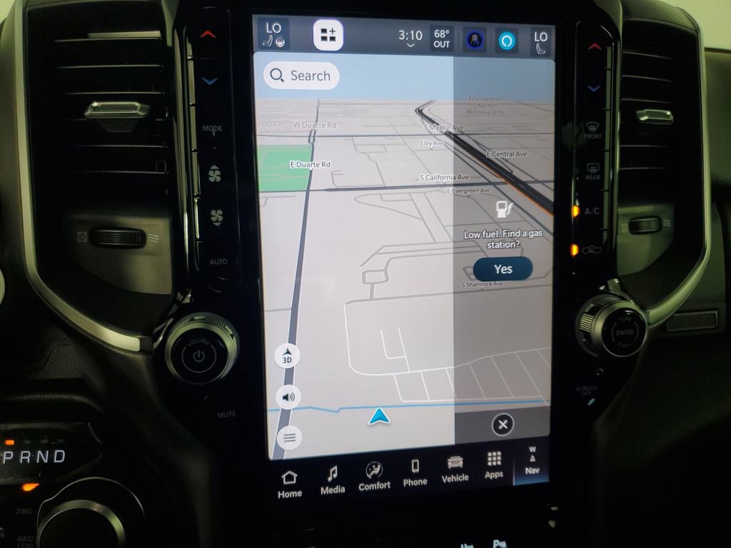 New 2026 RAM 1500 4x4 Crew Cab image 21