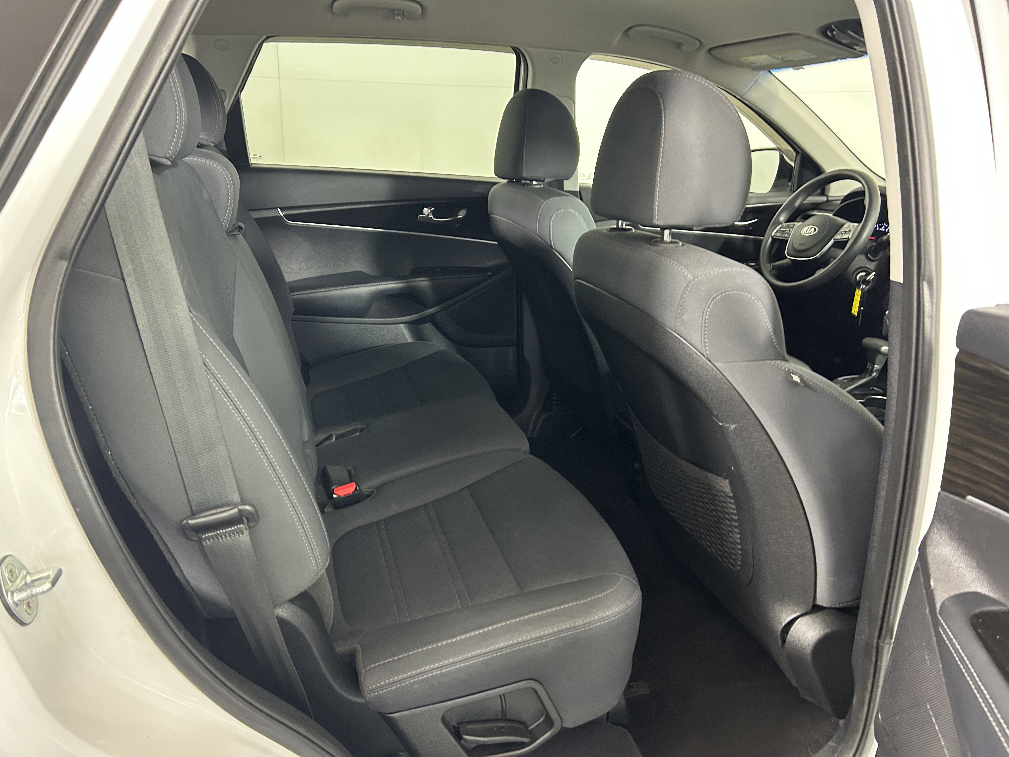 Used 2019 Kia Sorento AWD image 27