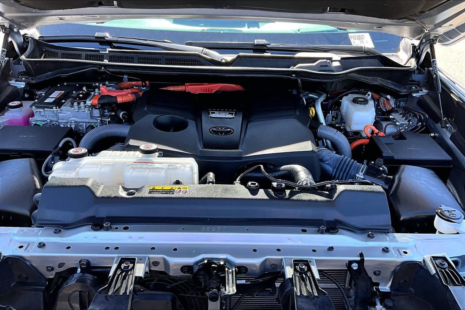 Certified 2023 Toyota Sequoia Capstone AWD/4WD image 31