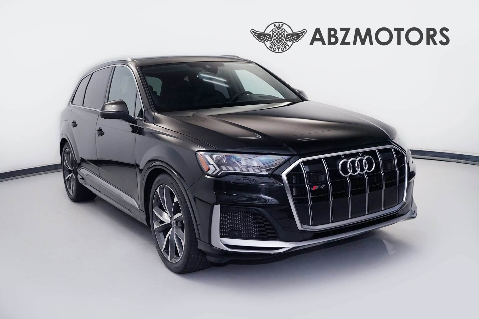 Used 2023 Audi SQ7 Prestige AWD/4WD image 1