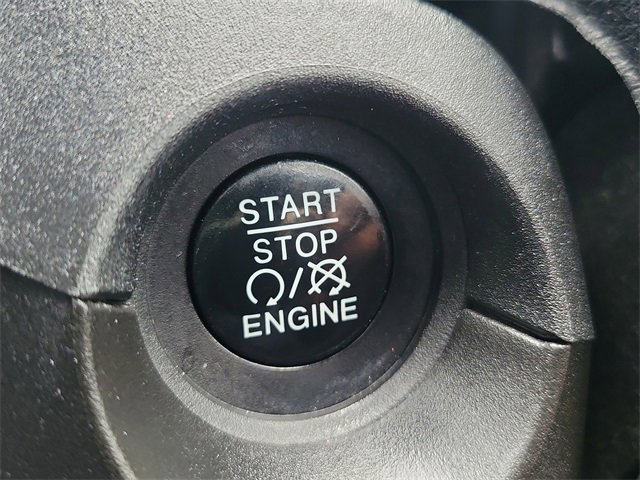 Used 2018 Jeep Compass Limited w/ Navigation Group image 30