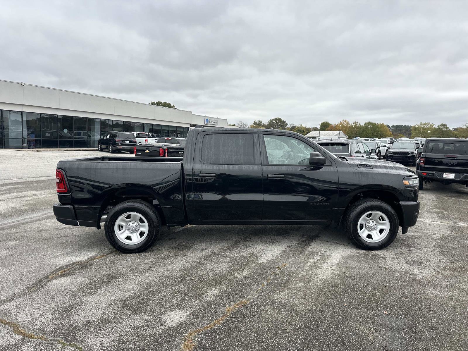 Used 2025 RAM 1500 Tradesman image 3