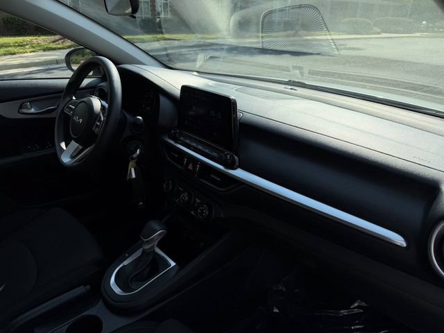 Used 2024 Kia Forte LXS FWD image 30