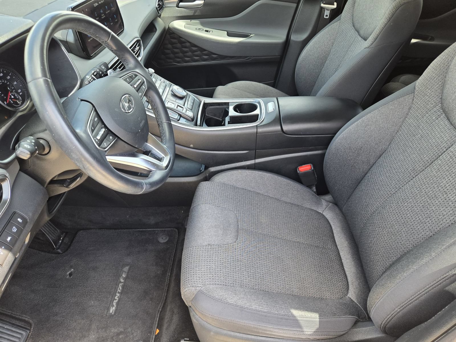 Used 2023 Hyundai Santa Fe SEL FWD image 13