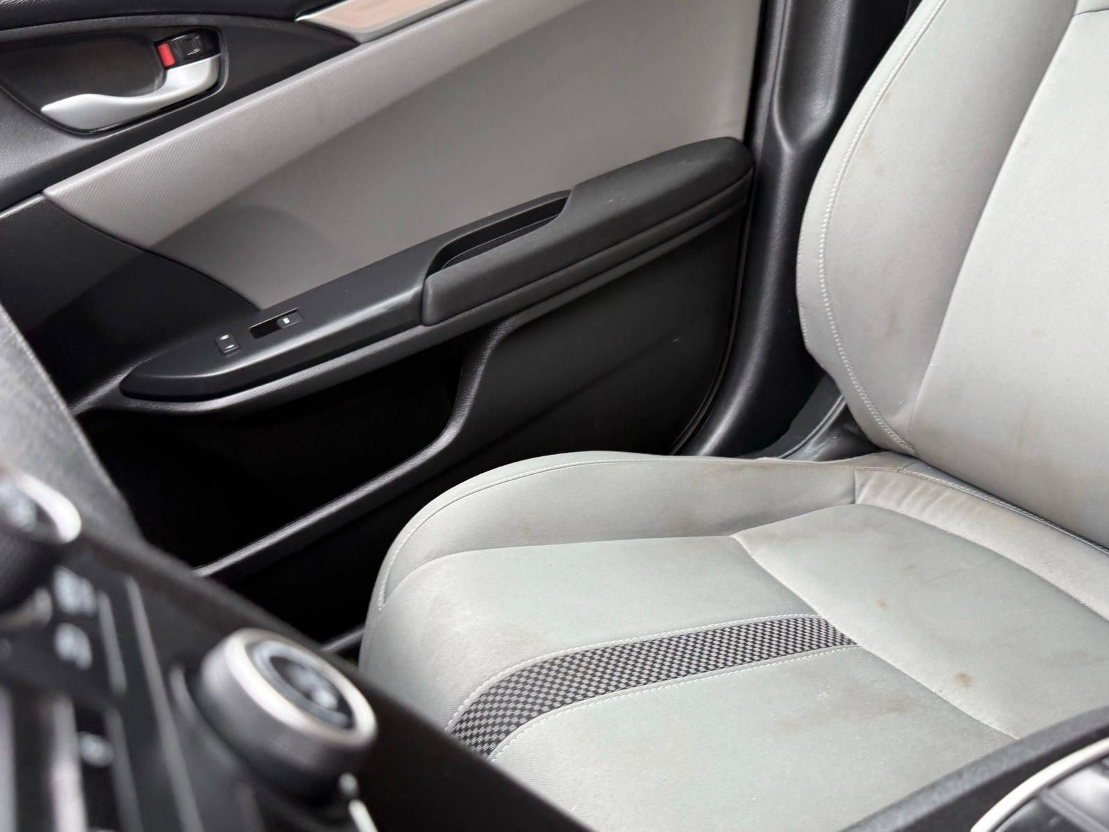 Used 2021 Honda Civic LX image 32
