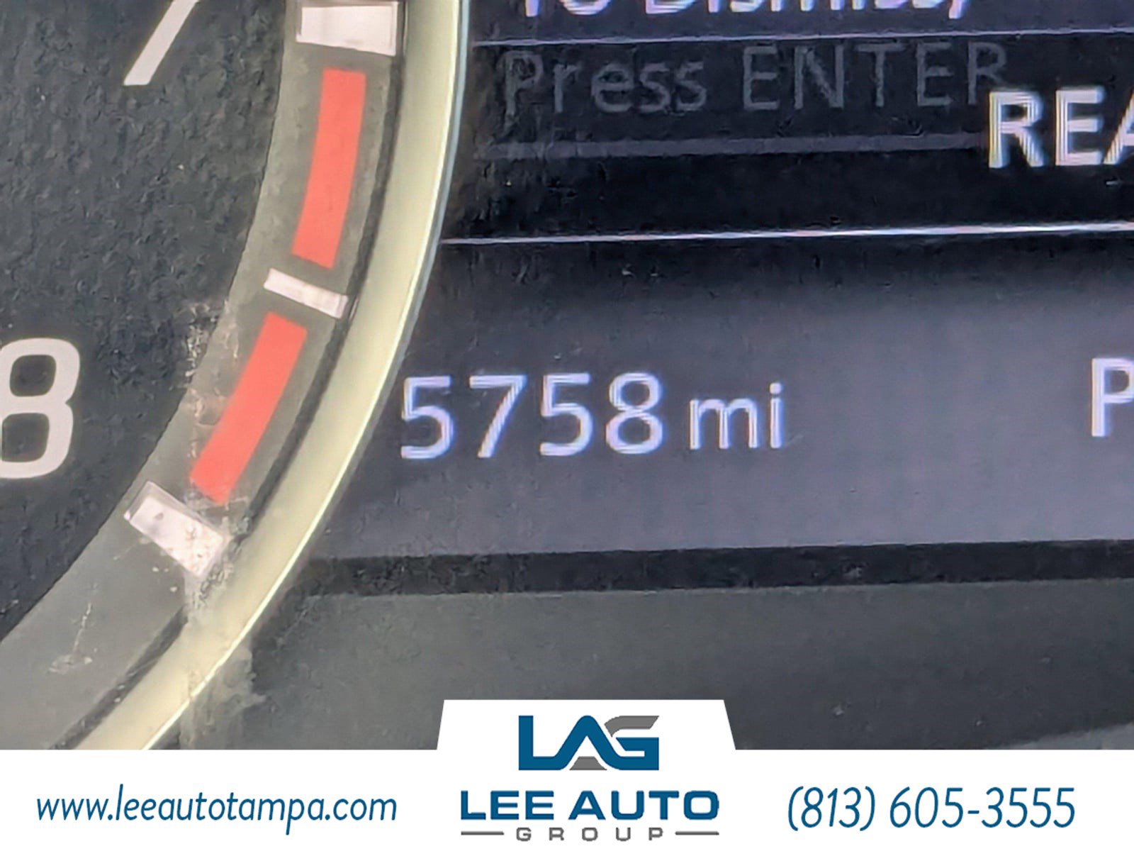 Used 2023 Nissan Titan SV image 25