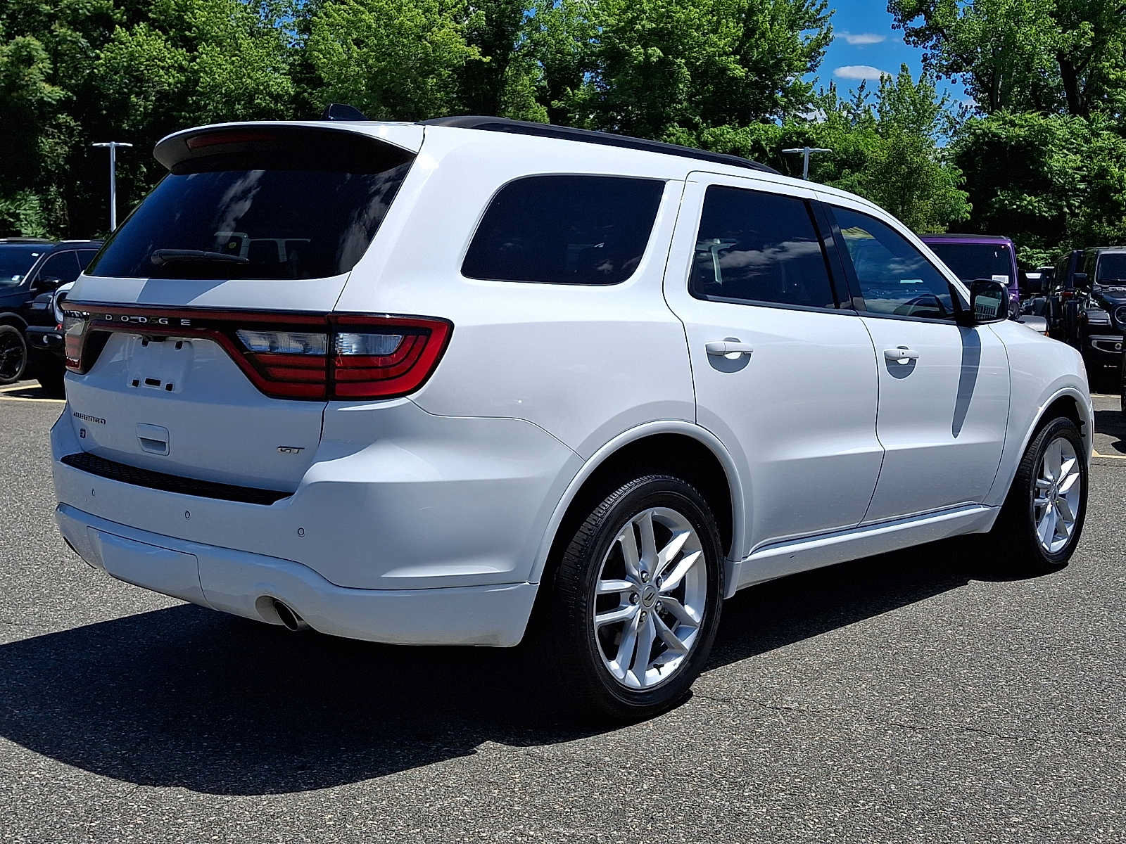 Used 2024 Dodge Durango GT AWD/4WD image 6